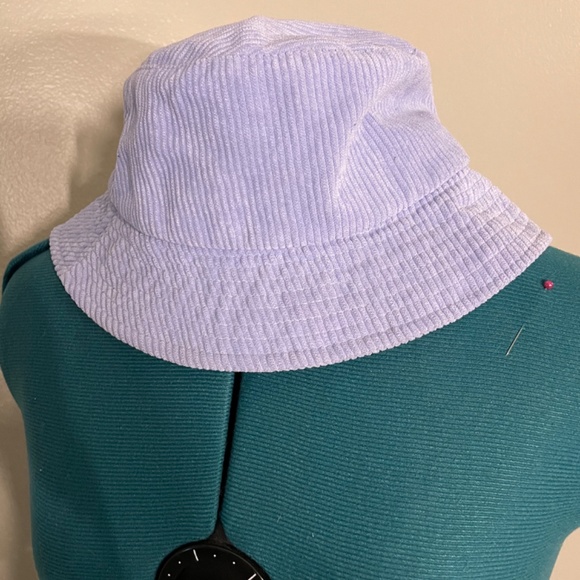 Bucket hat - Picture 2 of 3